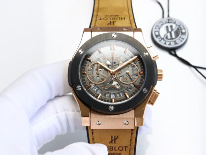Hublot Classic Fusion 525 Series Watch - Image 7