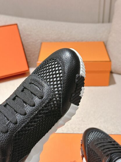 Hermes couple's breathable and lightweight black casual sports shoes - Image 7