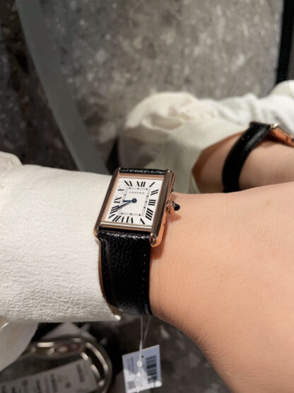 Cartier Tank Series Luxury Vintage Watch - Image 7