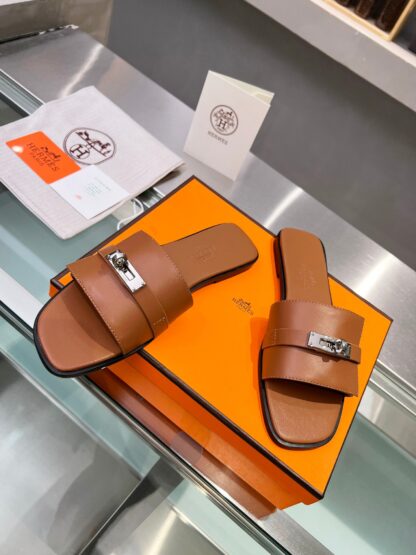 Hermès early spring new brown handmade leather slippers - Image 7