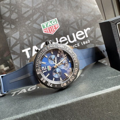 TAG Heuer F1 series fashion quartz watch - Image 6