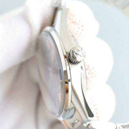 TAGHeuer Business Casual Calendar Watch - Image 7