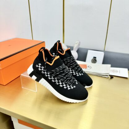 Hermès Spring/Summer Black, White and Orange Couple Classic Sports Shoes - Image 7