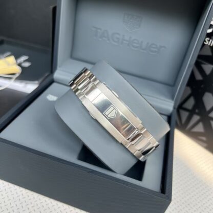 TAGHeuer Aquaracer Series Multi-Function Watch - Image 6