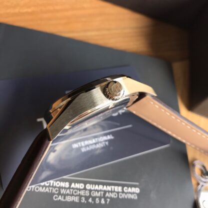 TAGHeuer Carrera Series Double Calendar Watch - Image 6
