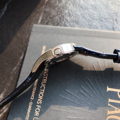 Piaget elegant and refined watch - Image 6