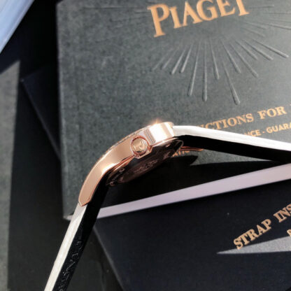 Piaget elegant and refined watch - Image 7