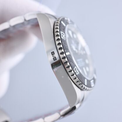 Rolex carbon fiber bezel, the brand-new submersible upgrade version - Image 7