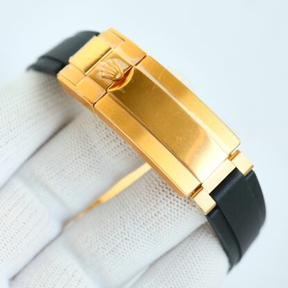 Rolex Yacht 40mm Series - Rose Gold - Image 11
