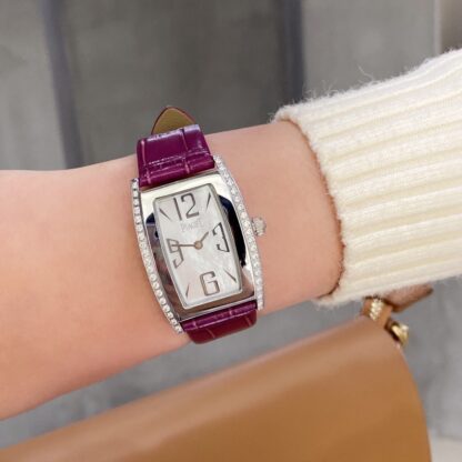 Piaget bucket-shaped luxury fashion watch - Image 7