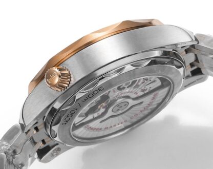 Omega's new Seamaster 300-meter 44mm chronograph wristwatch - Image 7
