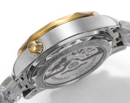 Omega's new Seamaster 300-meter 44mm chronograph wristwatch - Image 7