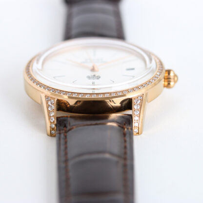 Piaget's classic and unique everyday mechanical watch - Image 7
