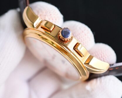 Piaget's elegant and dazzling high-end mechanical watch - Image 7
