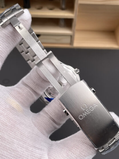 Omega Seamaster 300 White V4 Edition - Image 7