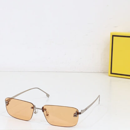 FENDI fashion trend sunglasses - Image 8