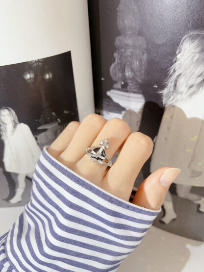 Vivienne Westwood Shooting Star Ring - Image 7