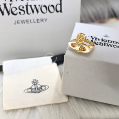 Vivienne Westwood five-pointed star pink and white glue ring - Image 7