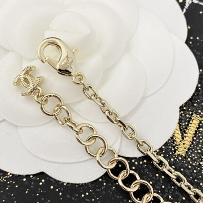 Chanel Pink Diamond Double C Bow Pearl Sweater Necklace - Image 7