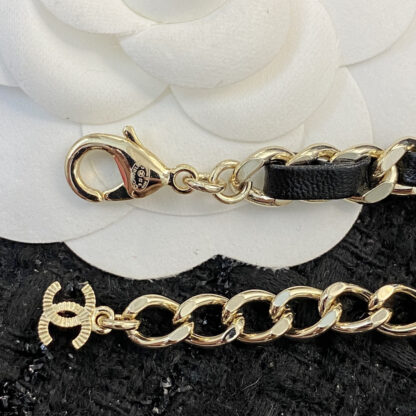 Chanel Vintage Daisy Flower Black Leather Necklace - Image 8