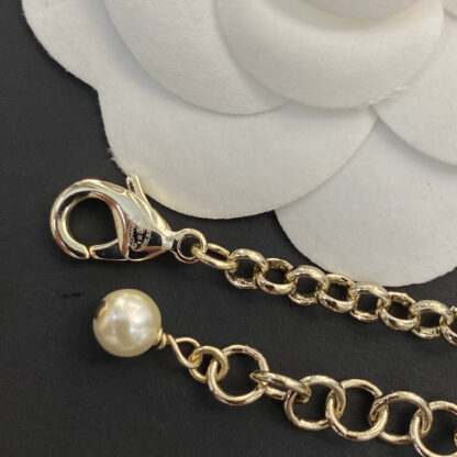 Chanel Gradient Pink Diamond Heart Pearl Necklace - Image 7
