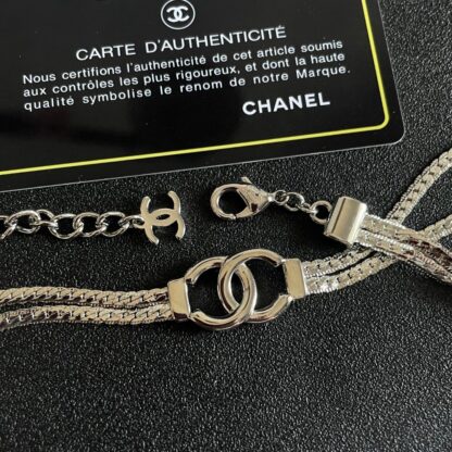 Chanel exquisite and elegant vintage necklace - Image 4