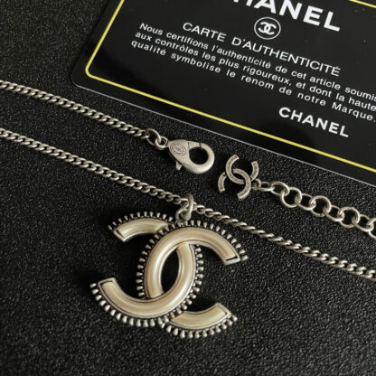 Chanel exquisite fashion vintage necklace - Image 5