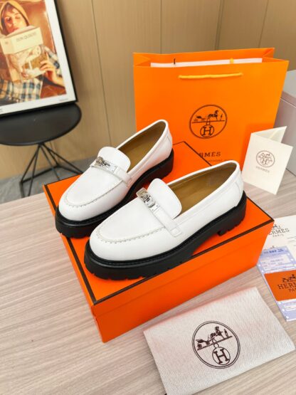 Hermès white comfortable trendy leather loafers - Image 7