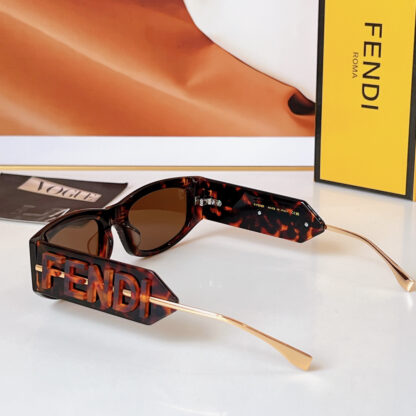 FENDI fashion trend sunglasses - Image 8