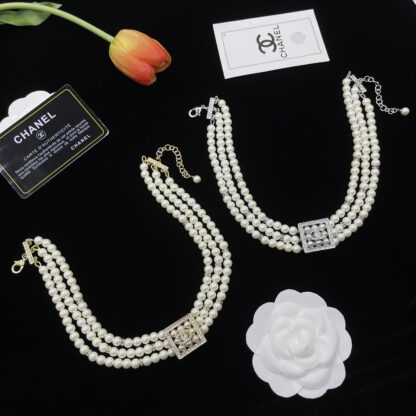 Chanel three-layer pearl exquisite necklace - Image 7