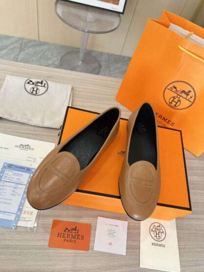 Hermès Apricot Spring Classic Trend Handmade Loafers - Image 7