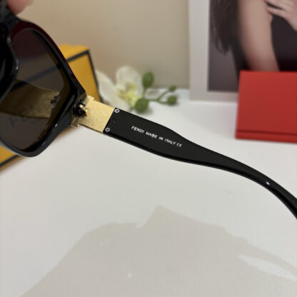 FENDI fashion trend sunglasses - Image 8