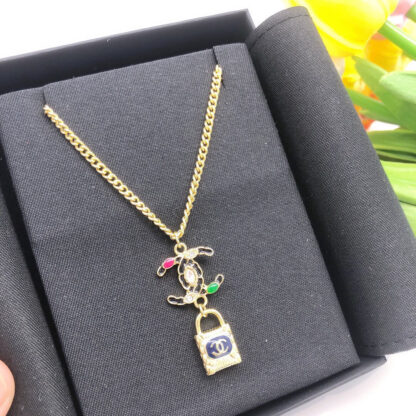Chanel lock necklace with colored diamonds - Image 7