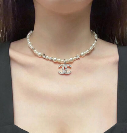 Chanel pearl necklace clavicle chain - Image 7