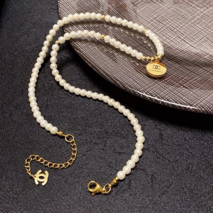 Chanel Round Pearl Pendant Necklace - Image 6