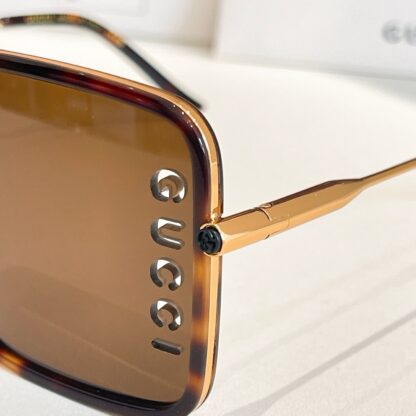 Gucci fashion sunglasses - Image 7