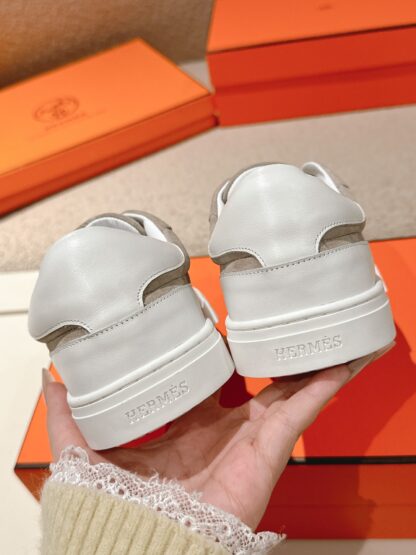 Hermes couple's gray and white Kelly shoe buckle classic flat casual shoes - Image 7