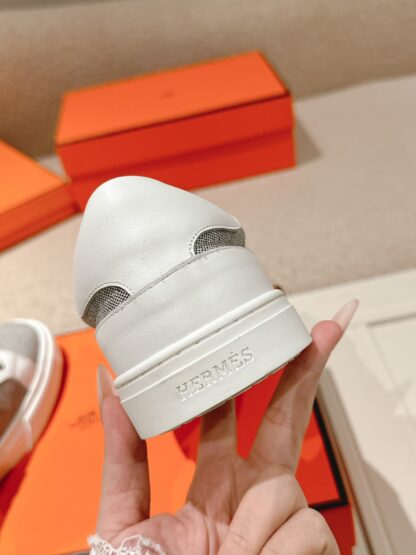 Hermes couple white and gray Kelly shoe buckle classic flat casual shoes - Image 7