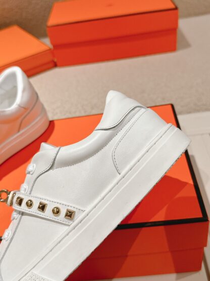 Hermes couple white and silver Kelly shoe buckle classic flat casual shoes - Image 7