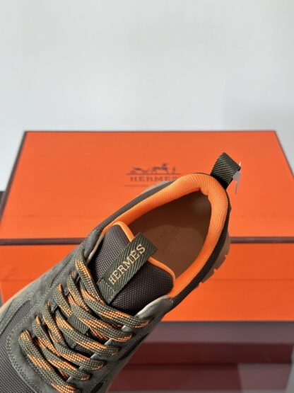 Hermès lightweight and versatile dark green sneakers - Image 8