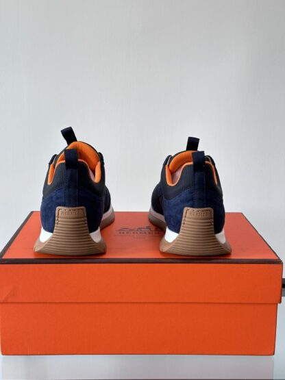Hermès lightweight and versatile fashionable dark blue sneakers - Image 8