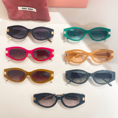Miu Miu trendy fashion sunglasses - Image 9