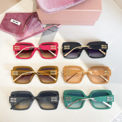 Miu Miu trendy fashion sunglasses - Image 9