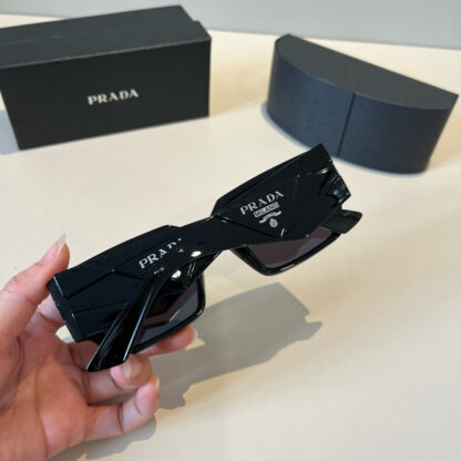 Prada fashion trend sunglasses - Image 8