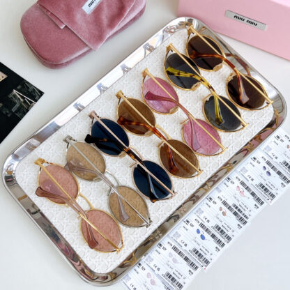 Miu Miu trendy fashion sunglasses - Image 8