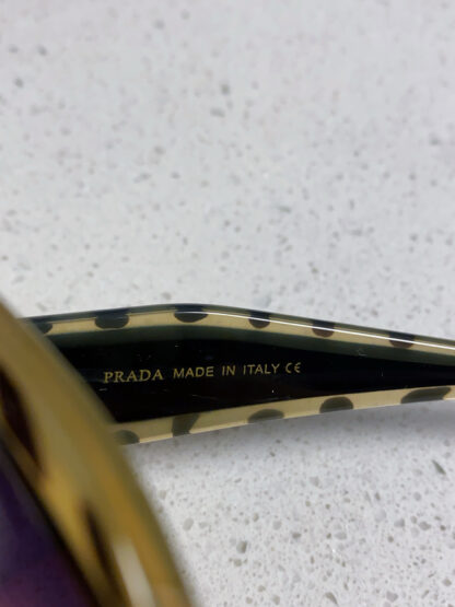 Prada fashion trend sunglasses - Image 9