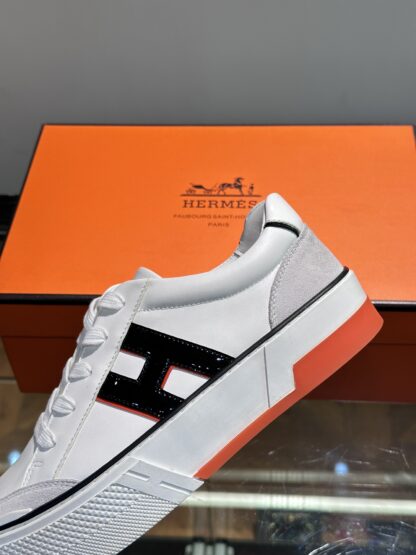 Hermes men's low-top comfortable white and black casual sports shoes - Image 8