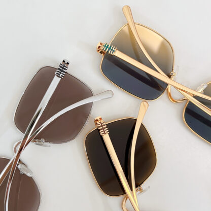 Miu Miu trendy fashion sunglasses - Image 9