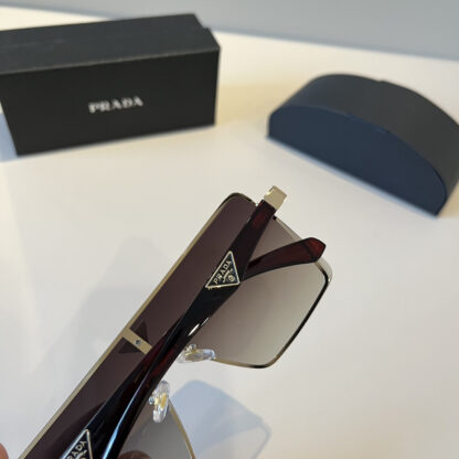 Prada fashion trend sunglasses - Image 8