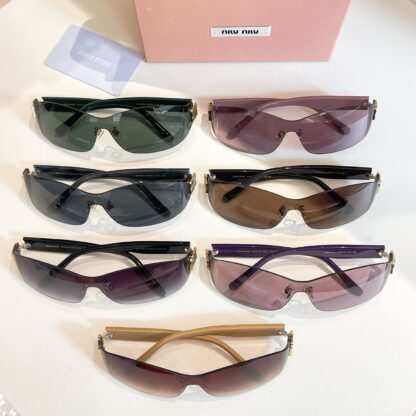 Miu Miu trendy fashion sunglasses - Image 9